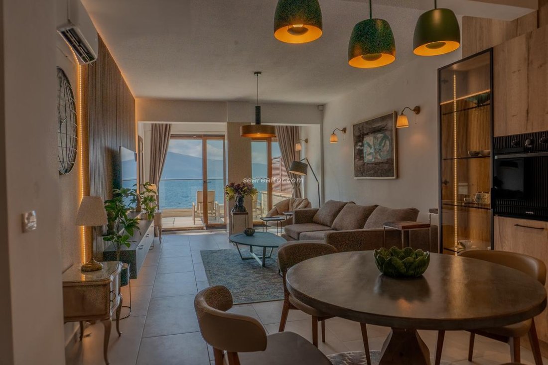 Apartment in Donja Lastva, Tivat Municipality, Montenegro 4 - 18212144