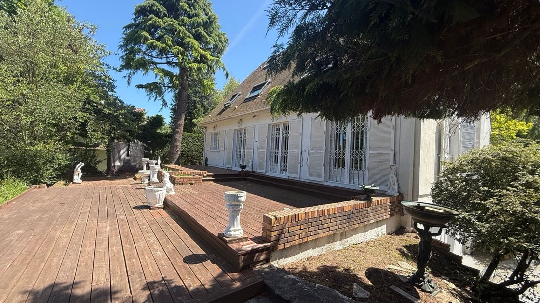House in L'Étang-la-Ville, Ile-de-France, France 1 - 18212463