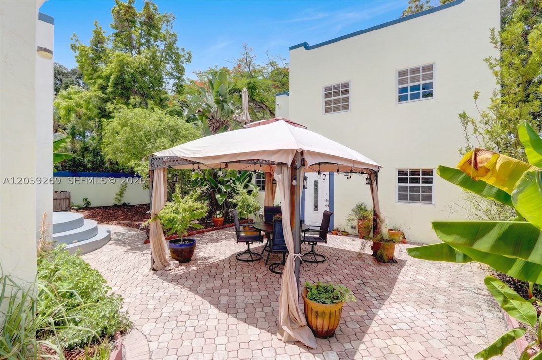 House in Miami, Florida, United States 5 - 18211130