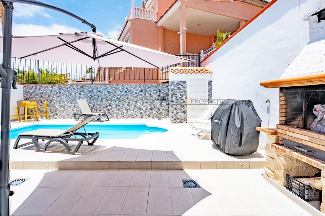 Villa in Costa Adeje, Adeje, Canary Islands 3 - 18212677