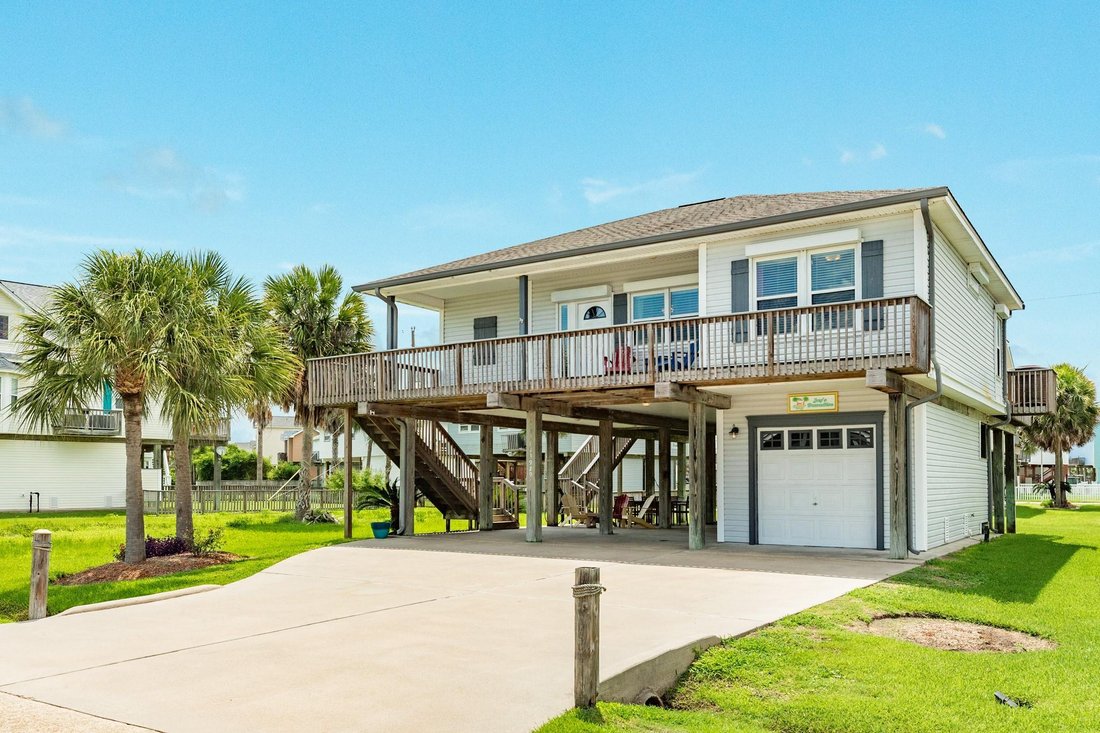 House in Galveston, Texas, United States 2 - 18212023
