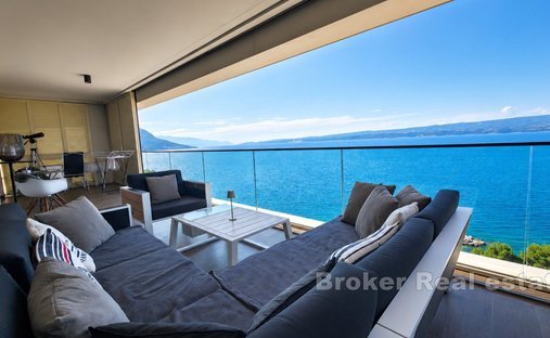 Apartment in Omis, Split-Dalmatia County, Croatia 1