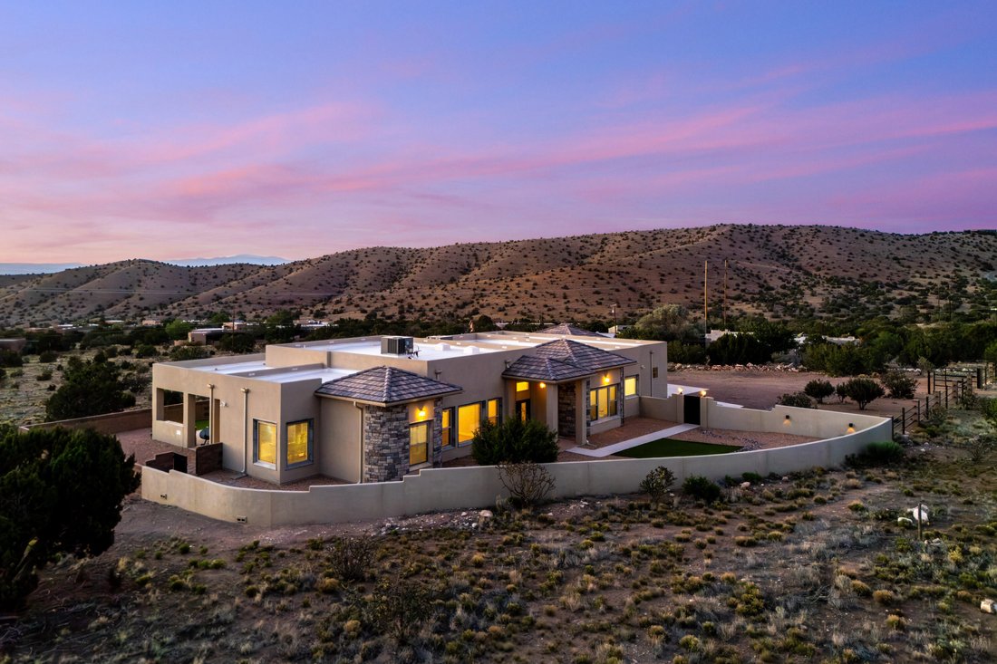 House in Placitas, New Mexico, United States 1 - 18211121