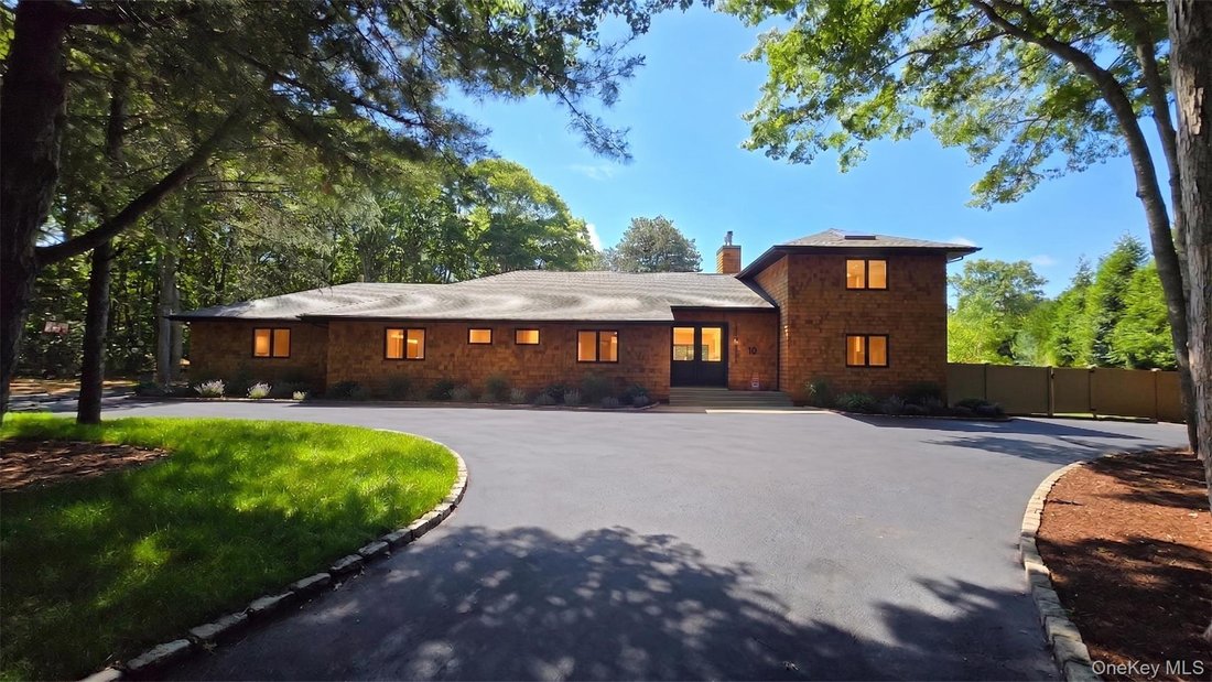 House in East Quogue, New York, United States 2 - 18078894