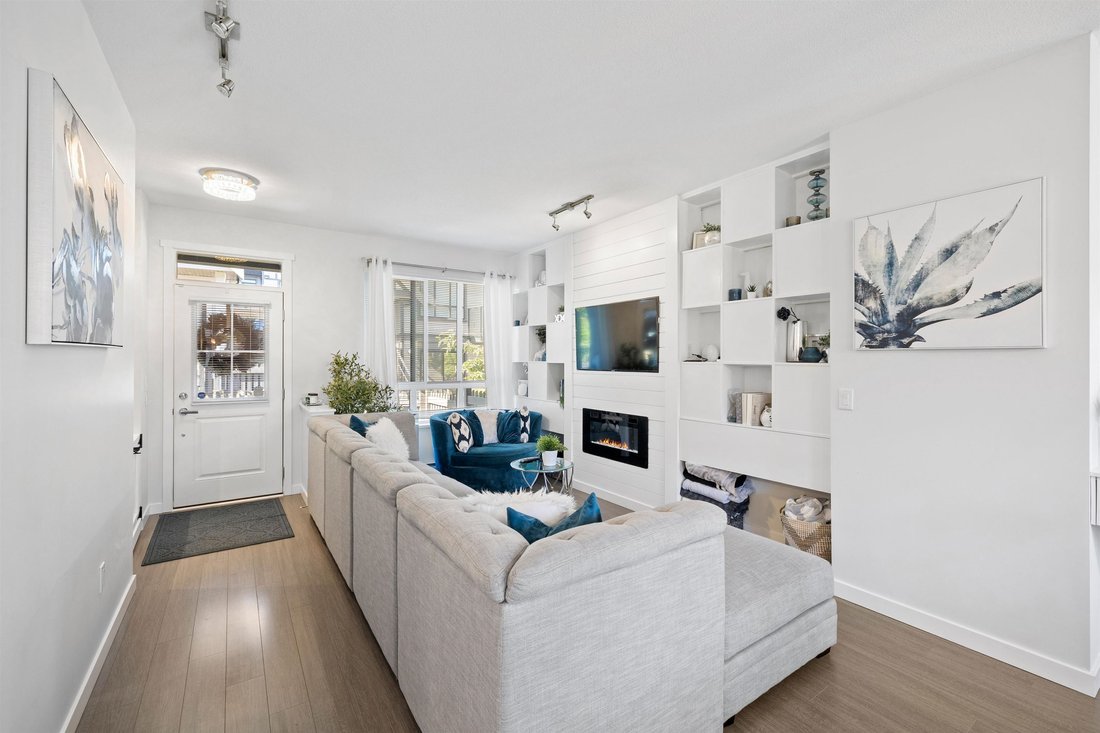 House in Coquitlam, British Columbia, Canada 3 - 18211612