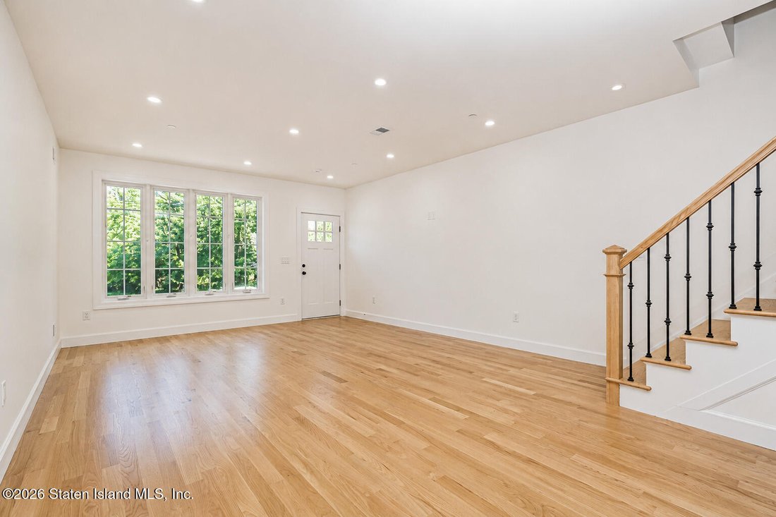 House in New York, New York, United States 5 - 18211299