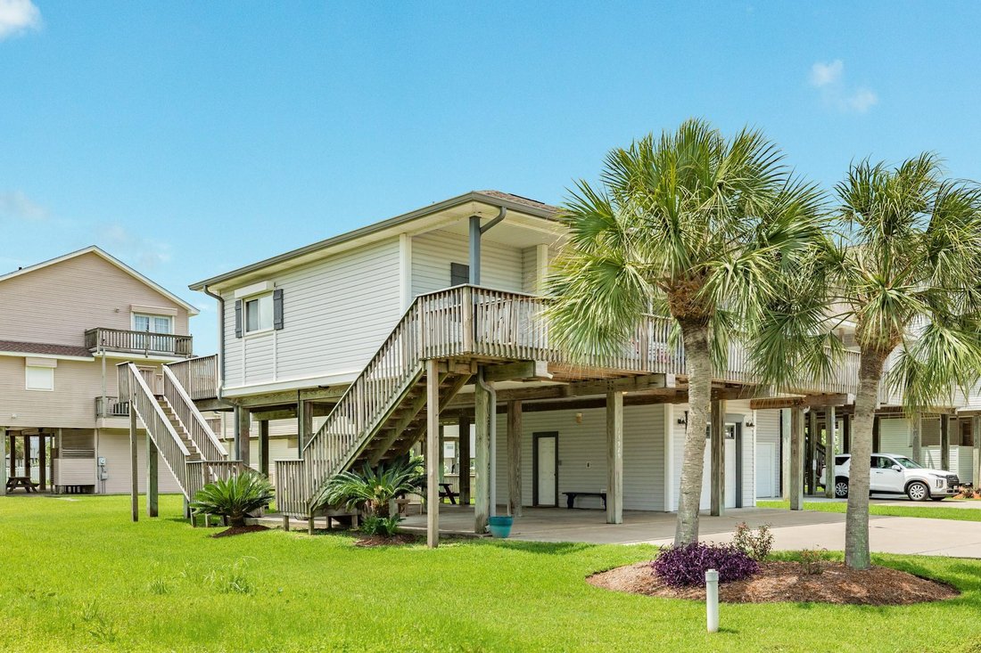 House in Galveston, Texas, United States 3 - 18212023
