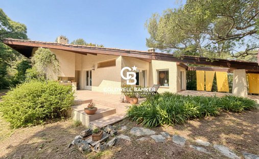 House in Boulouris, Saint-Raphaël, France 1