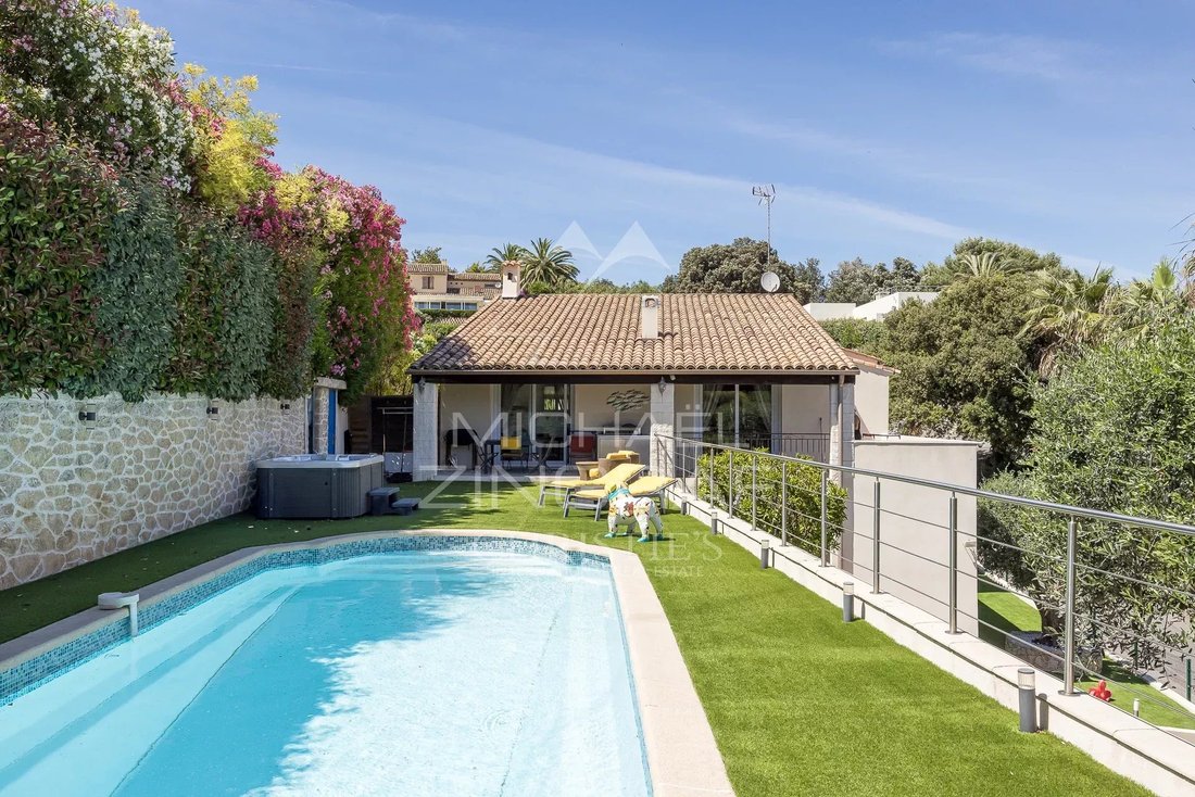 Villa in Val de Cagne-Colline Route de Vence, Cagnes-sur-Mer, France 2 - 18211292
