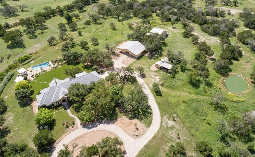 House in Center Point, Texas, United States 1
