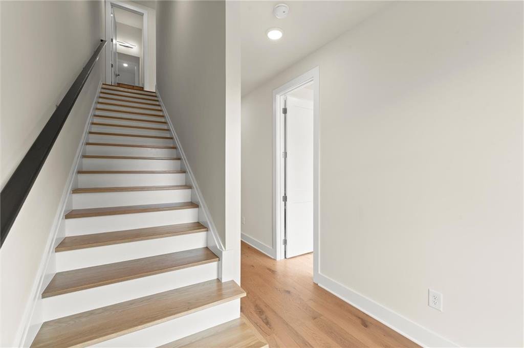 Townhouse in Alpharetta, Georgia, United States 4 - 18211860