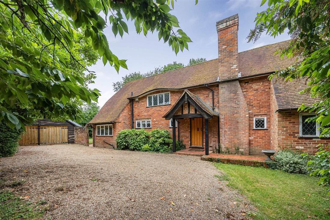 House in Hurley Bottom, Bisham, England 1 - 18211133