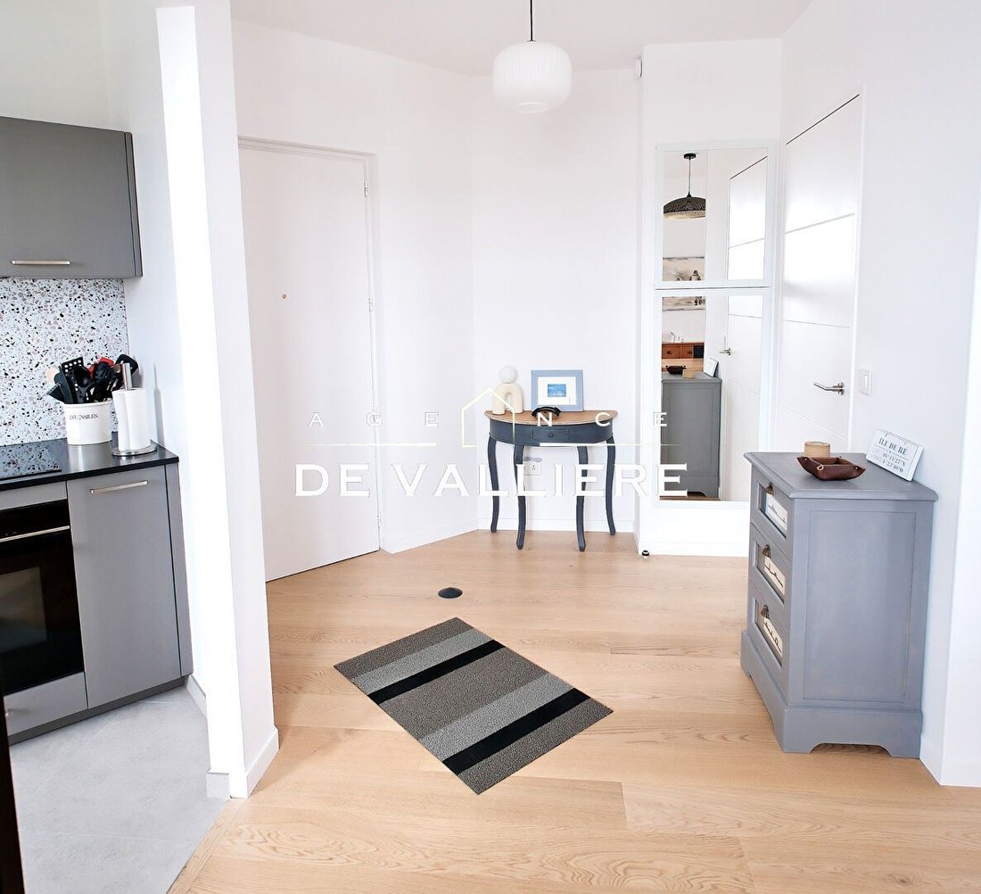 Apartment in Les Grands Champs-Les Chevaliers, Châteauroux, France 3 - 18212177