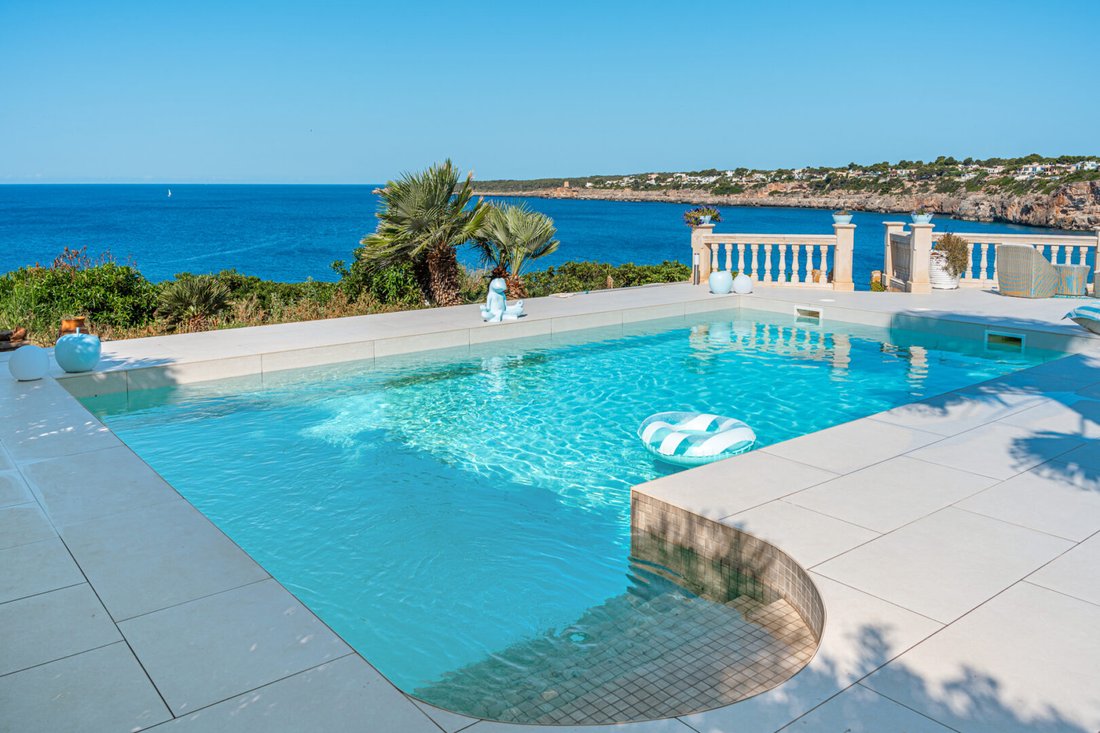 Villa in Llucmajor, Balearic Islands, Spain 1 - 18211159
