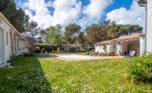 House in Les Portes-en-Ré, Nouvelle-Aquitaine, France 1