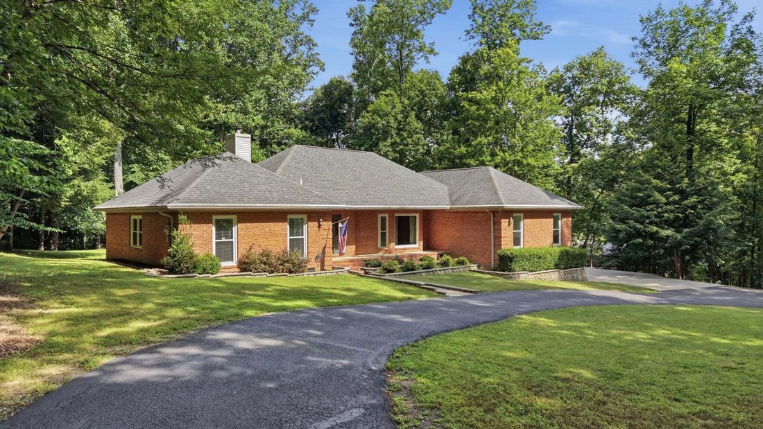 House in Manchester, Tennessee, United States 1 - 18212896