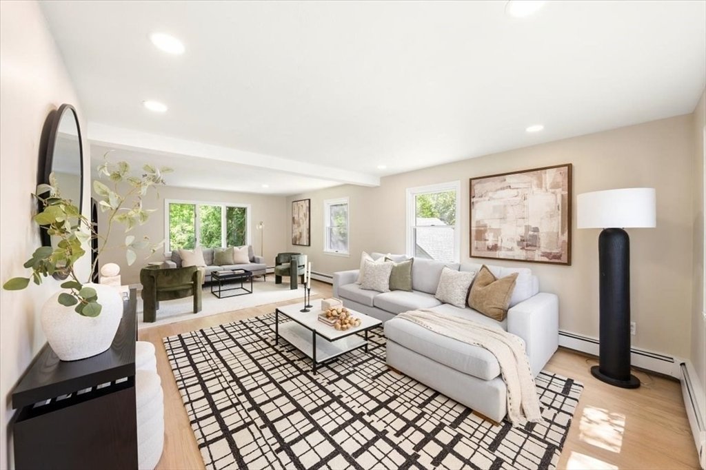 House in Needham, Massachusetts, United States 2 - 17902980