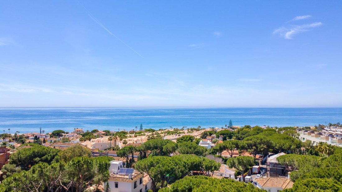 Villa in Marbella, Andalusia, Spain 2 - 17282239