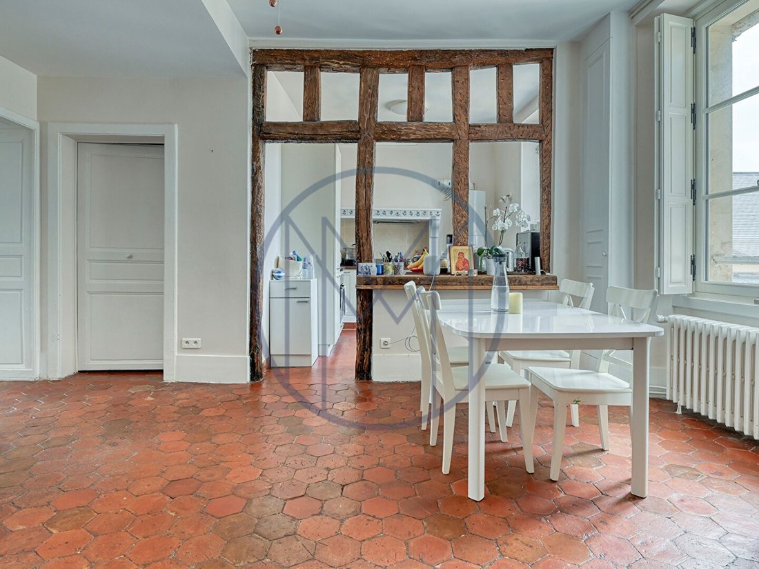 Apartment in Domaine National du Château, Versailles, France 4 - 18212215
