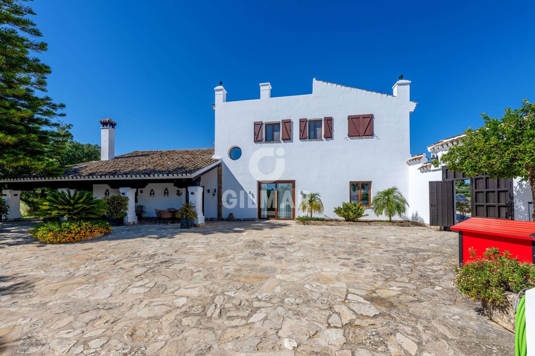 Villa in Algar, Andalusia, Spain 1 - 18212692