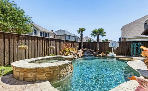 House in Lewisville, Texas, United States 1
