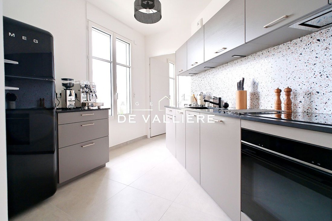 Apartment in Les Grands Champs-Les Chevaliers, Châteauroux, France 2 - 18212177