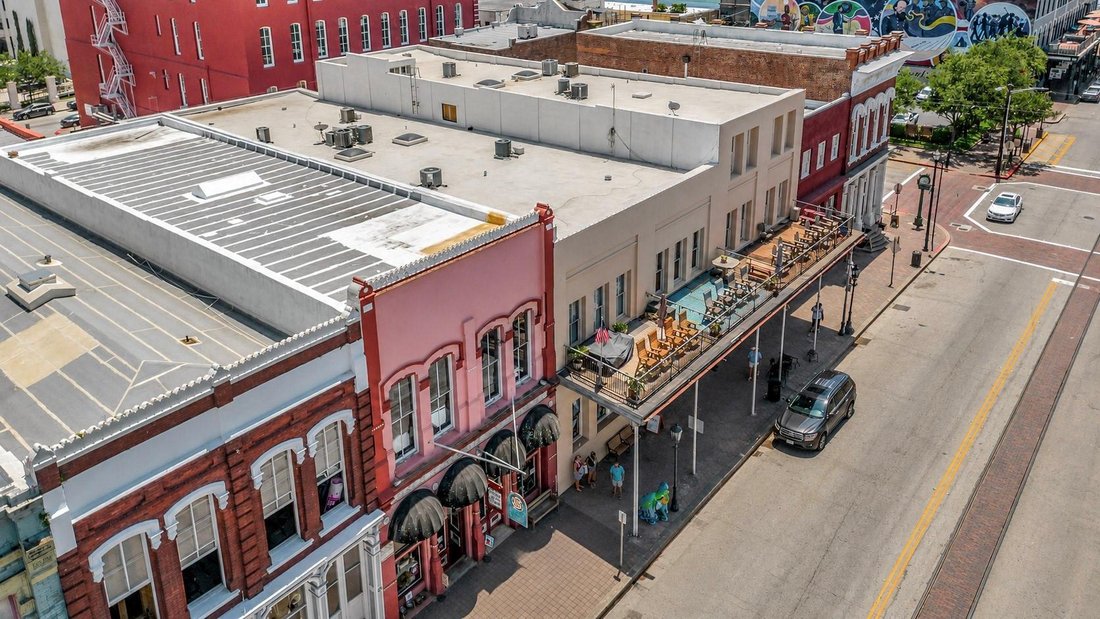 Galveston, Texas, United States 3 - 18211988