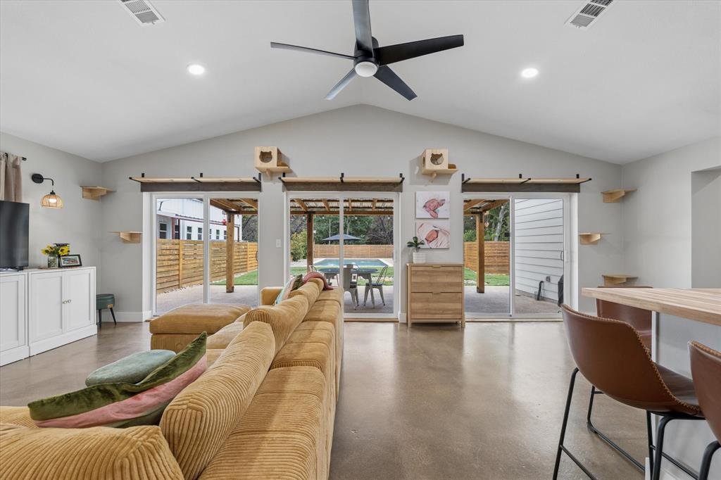 House in China Spring, Texas, United States 5 - 18212093