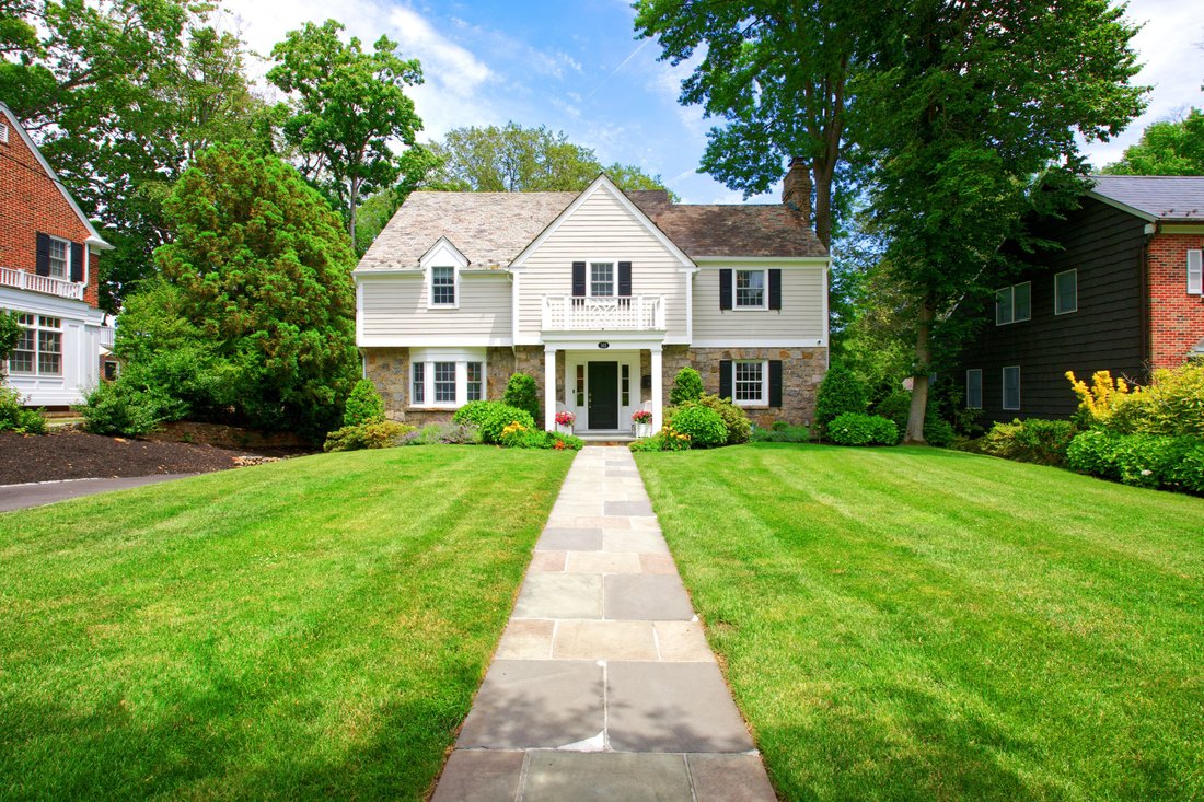 House in Manhasset, New York, United States 1 - 18213241