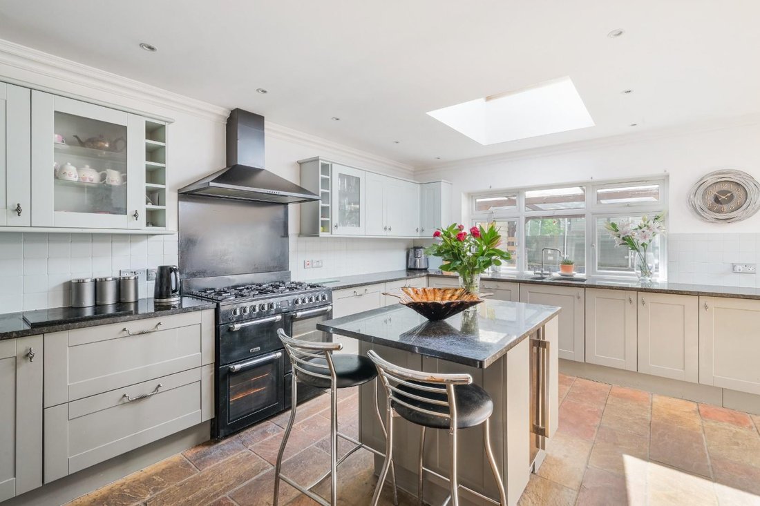 Casa en Tattenham Corner, Epsom and Ewell, Inglaterra 5 - 18211135