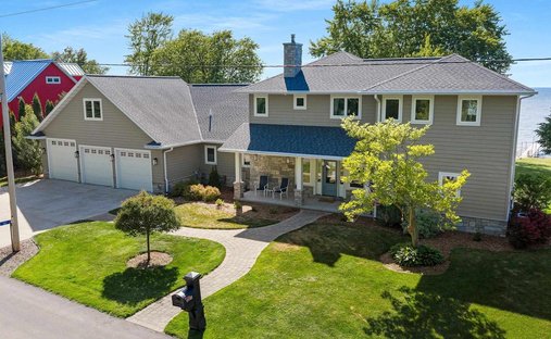 House in Luxemburg, Wisconsin, United States 1