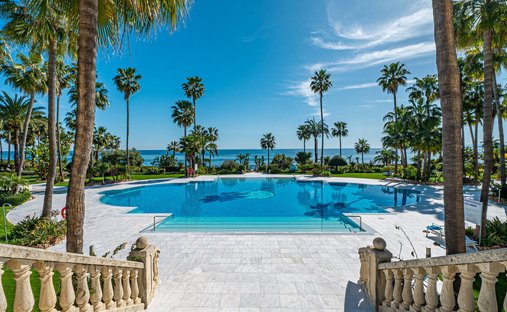 Wohnung in Estepona, Andalusien, Spanien 1
