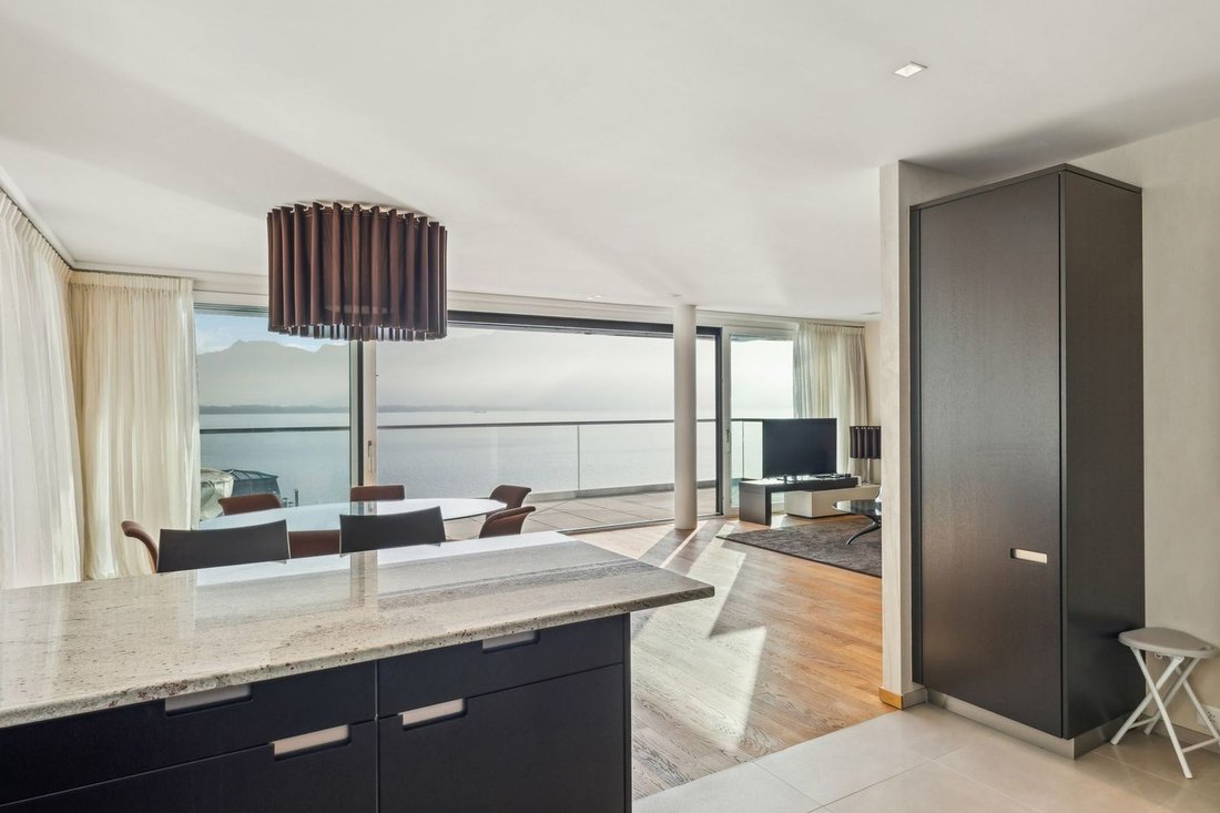 Apartment in Veytaux, Vaud, Switzerland 4 - 17404045