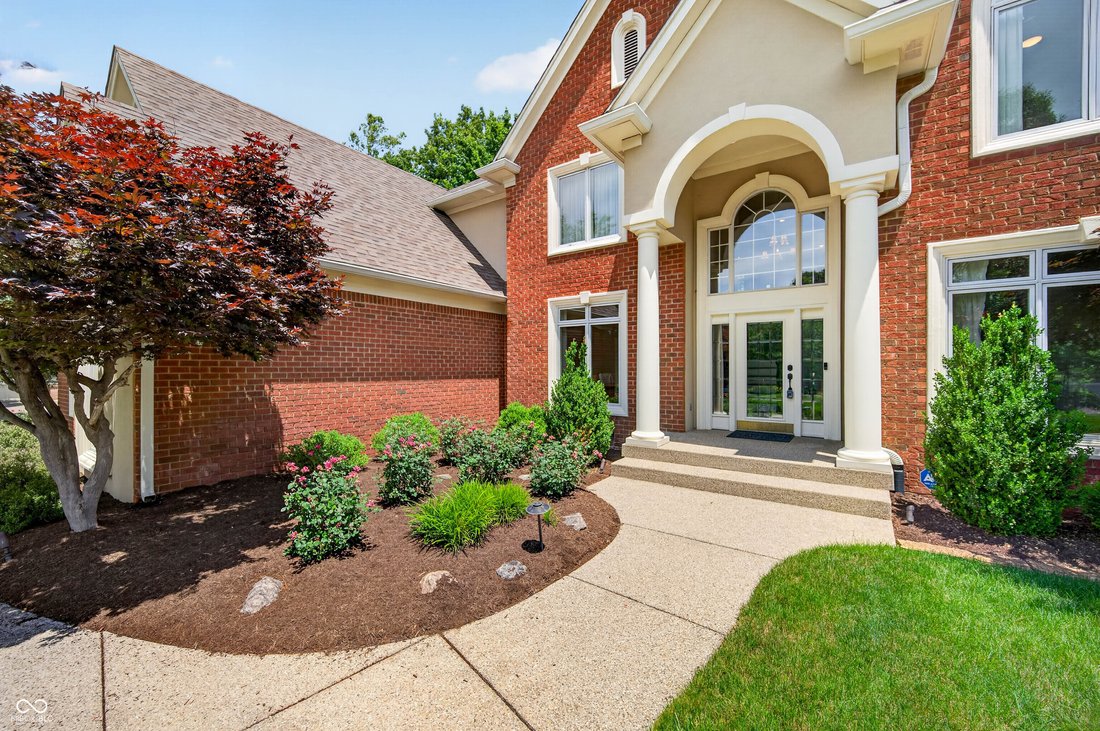 House in Greenwood, Indiana, United States 3 - 18212348