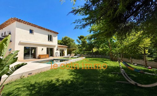 Villa in Les Cougoulins-Rastines, Antibes, France 1