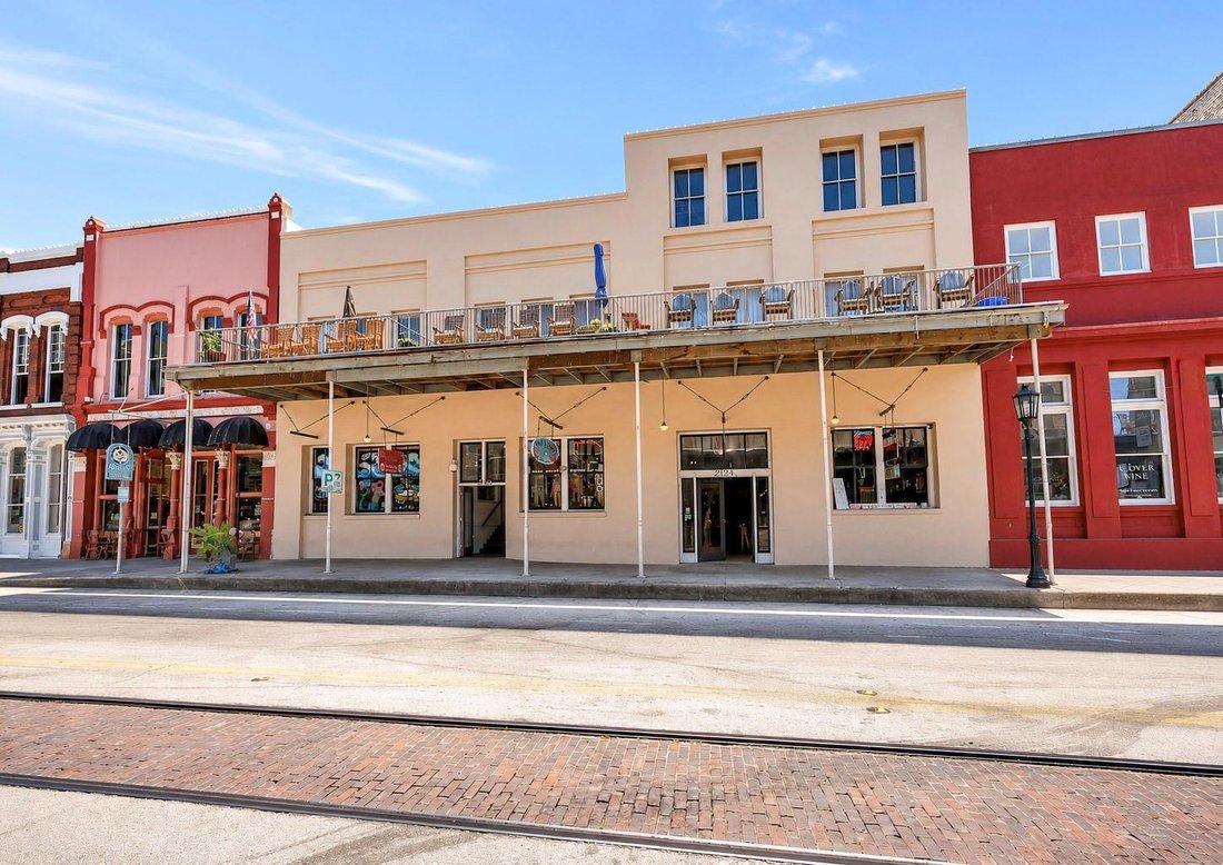 Galveston, Texas, United States 1 - 18211988