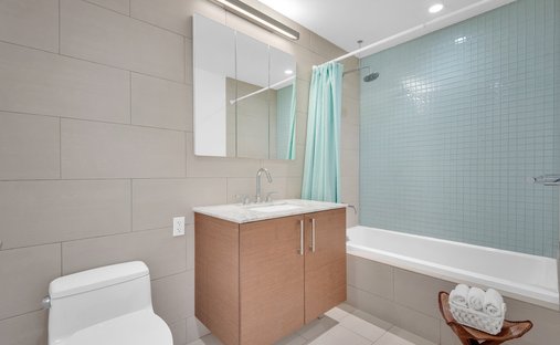 Condo in New York, New York, United States 1