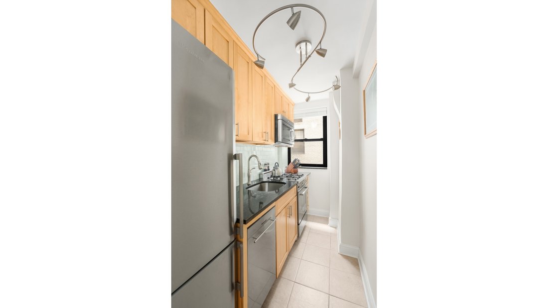 Co Op in New York, New York, United States 3 - 18213209
