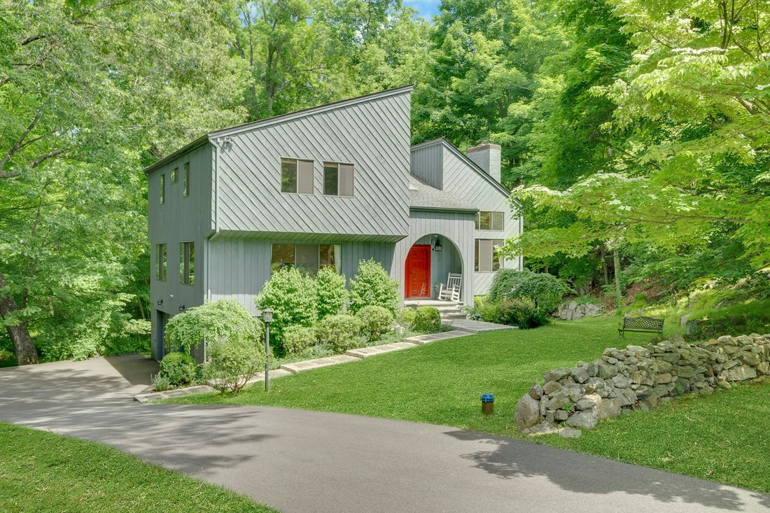 House in Katonah, New York, United States 1 - 18212986