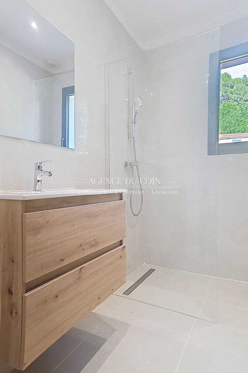 Villa in Salernes, Provence-Alpes-Côte d'Azur, France 5 - 18211794