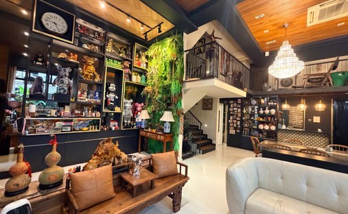 House in Singapore, Singapore 1