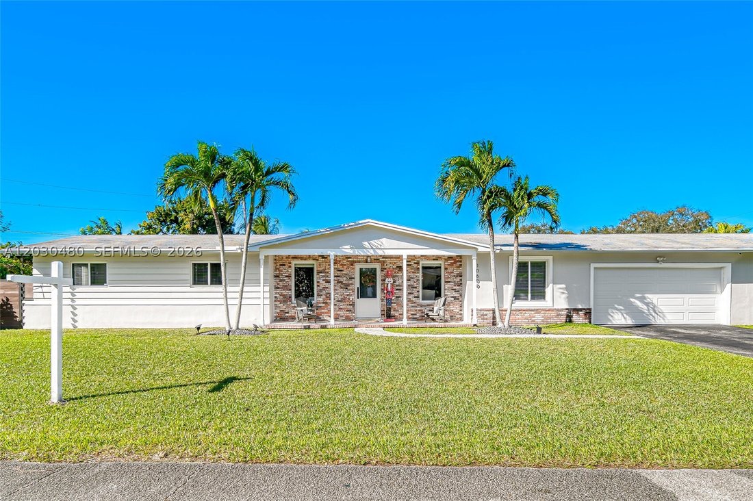 House in Coral Gables, Florida, United States 2 - 18091570