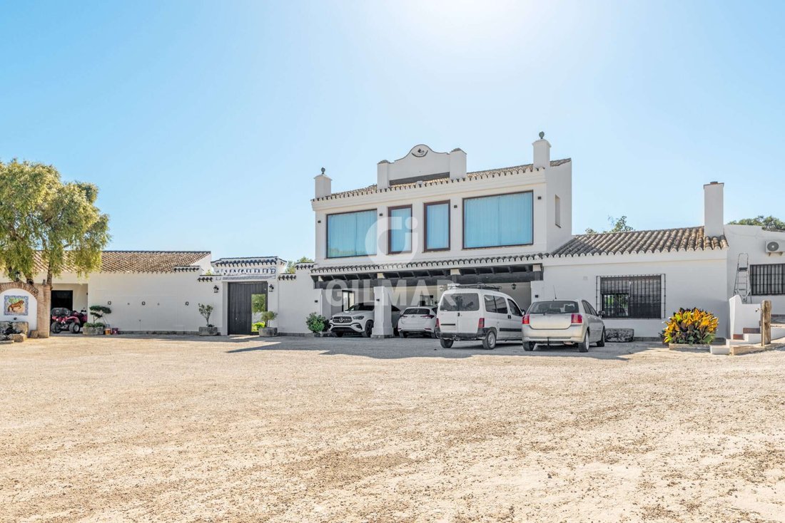 Villa in Algar, Andalusia, Spain 2 - 18212692