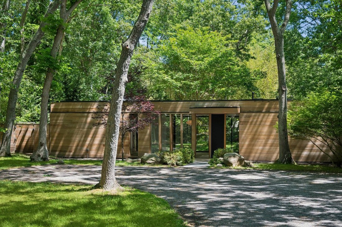House in Springs, New York, United States 1 - 18210912