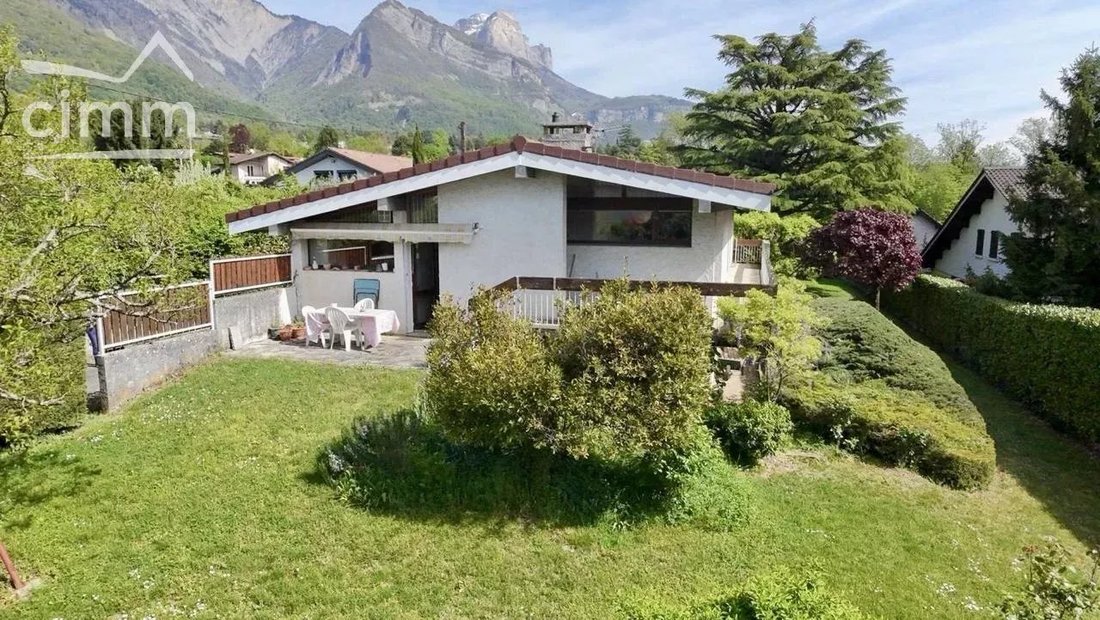 House in Corbonne-Centre-Maréchaux, Saint-Ismier, France 1 - 18005500
