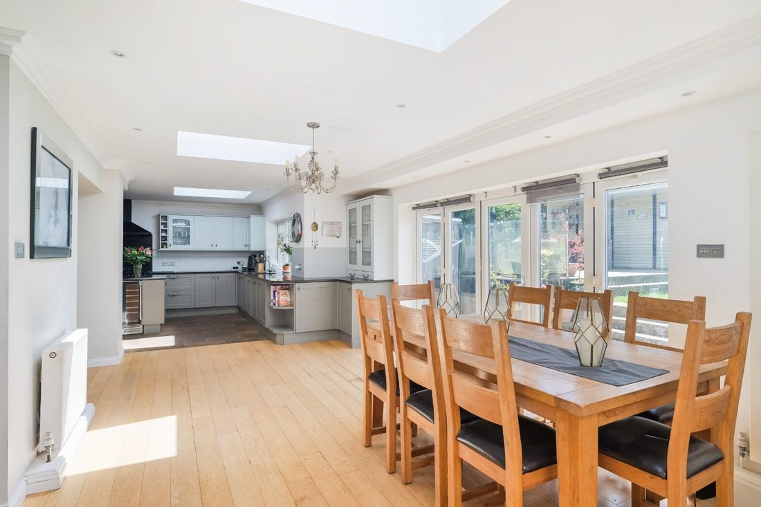 Casa en Tattenham Corner, Epsom and Ewell, Inglaterra 4 - 18211135