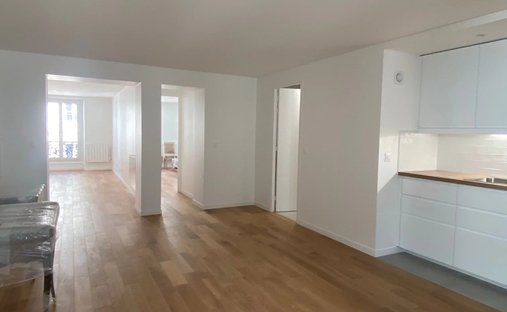 Apartment in Lorette-Martyrs, Paris 9e Arrondissement, Paris 1