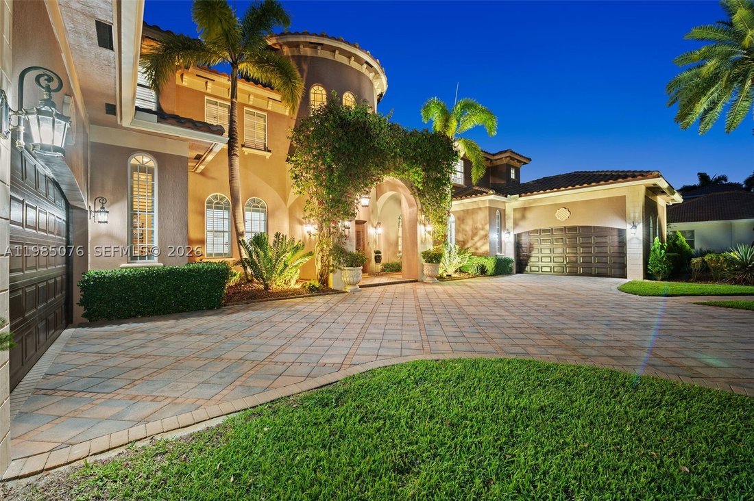 House in Davie, Florida, United States 4 - 17639814