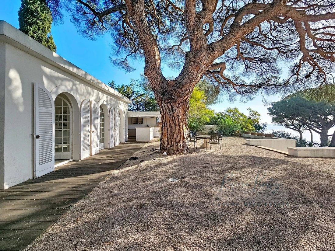 Villa in Ville-Les Saquedes-Le Bouillonnet, Sainte-Maxime, France 2 - 16997892