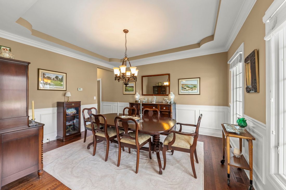 House in Wheaton, Illinois, United States 5 - 18212228